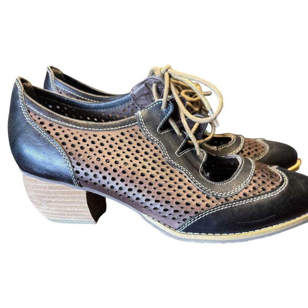 LArtiste By Spring Step Perforated Leather Lace-Up Oxford Heels - Picture 7 of 9